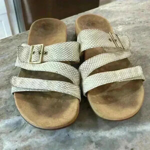 Vionic Sandals Womens Sz 11 Skylar Buckle Three Strap Slide Flats TVW4946 White